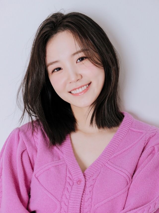 아나운서 출신 방송인 장예원 프로필 / SM C&C