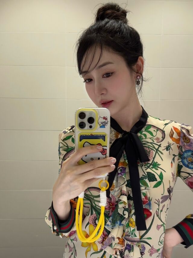 그룹 핑클 겸 배우 성유리/성유리 소셜미디어