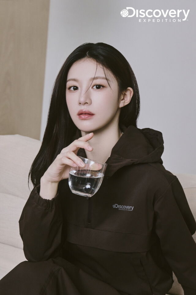배우 고윤정 화보 / 디스커버리 익스페디션