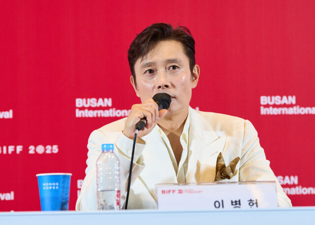 영화 '어쩔수가없다' 제30회부산국제영화제 관련 이미지/CJ ENM