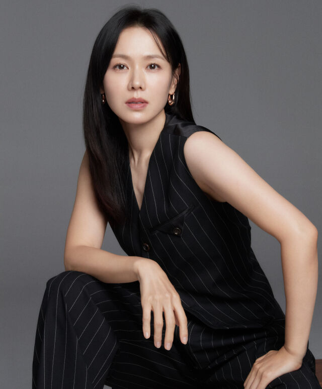 손예진 / 엠에스팀엔터테인먼트