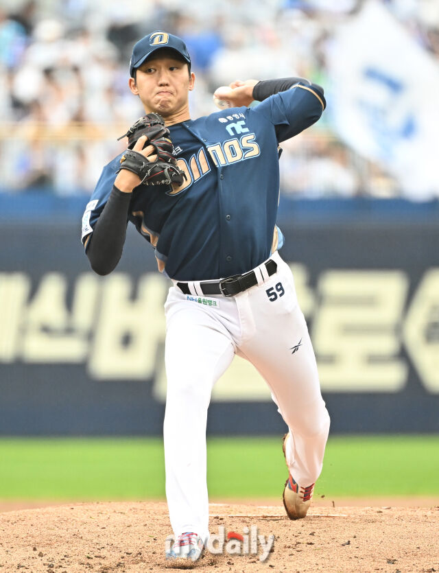 NC 선발투수 구창모가 역투하고 있다./마이데일리