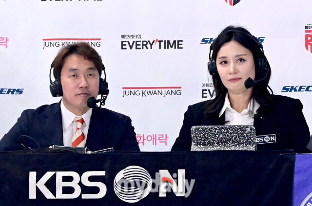 신승준 KBSN 아나운서와 표승주 해설위원./대전 = 유진형 기자