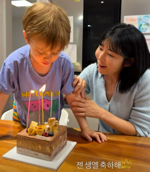 사유리, 젠./소셜미디어