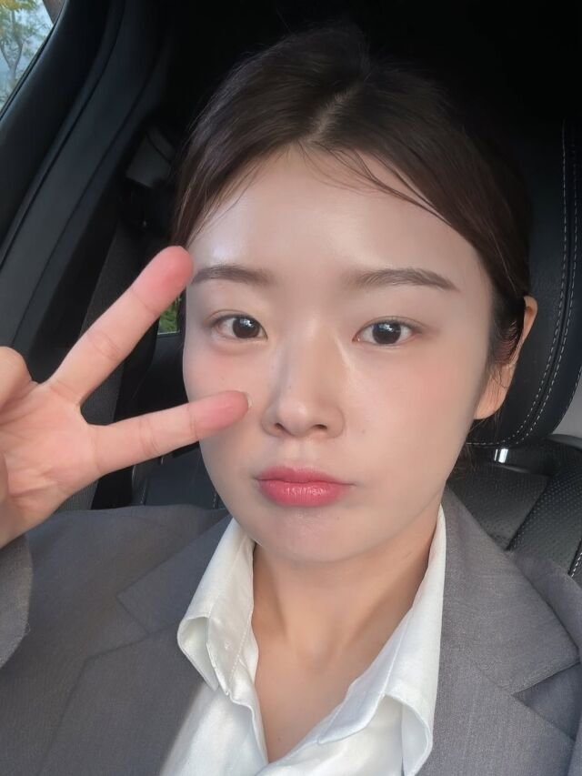 송수연이 갑작스럽게 진짜 이혼을 했다는 소식을 전했다. / 송수연 인스타그램