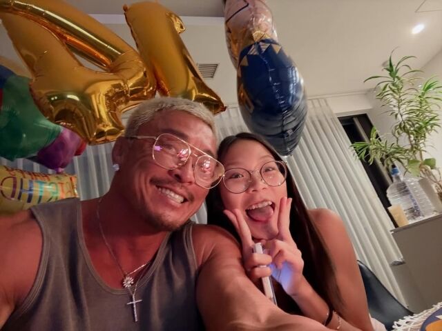 이종격투기 선수 겸 방송인 추성훈과 딸 추사랑이 생일 파티를 즐기고 있다. / 추성훈 인스타그램