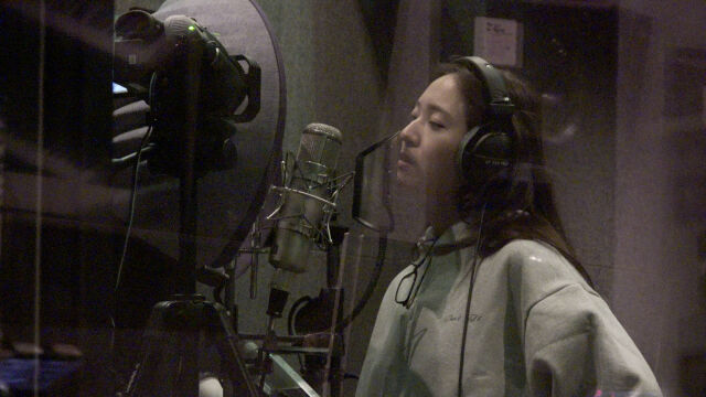 그룹 f(x) 출신 크리스탈이 솔로 뮤지션으로 돌아온다. / BANA