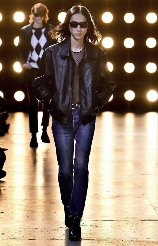 모델 한지 / CELINE 22 FW 런웨이