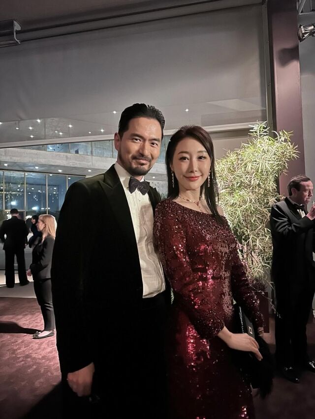 배우 이진욱(왼쪽), 일본 출신 소프라노 세이아 리의 투샷 / 세이아 리 인스타그램