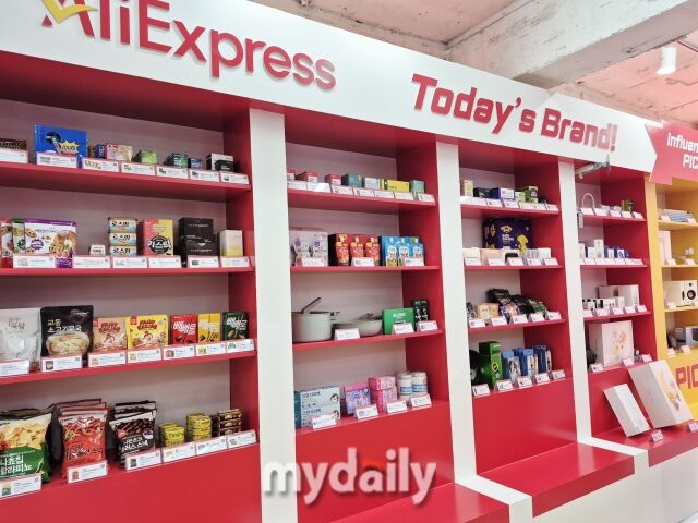 2층 전시존은 알리익스프레스 브랜드 제품을 만나볼 수 있다. /방금숙 기자