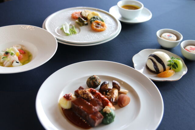 한국-캐나다 회담 만찬 코스. /대명소노그룹