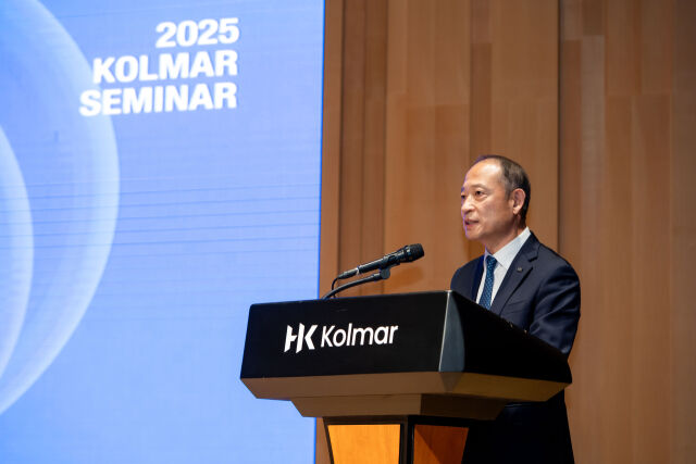 최현규 한국콜마 대표이사가 6일 서울 서초구 소재 한국콜마 종합기술원에서 열린 제3회 지속가능세미나에서 환영사를 하고 있다. /한국콜마