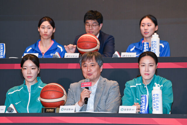 서울시 강서구 메이필드 호텔 메이필드 볼룸에서 열린 'BNK금융 2025-2026시즌 여자프로농구 개막 미디어데이/WKBL