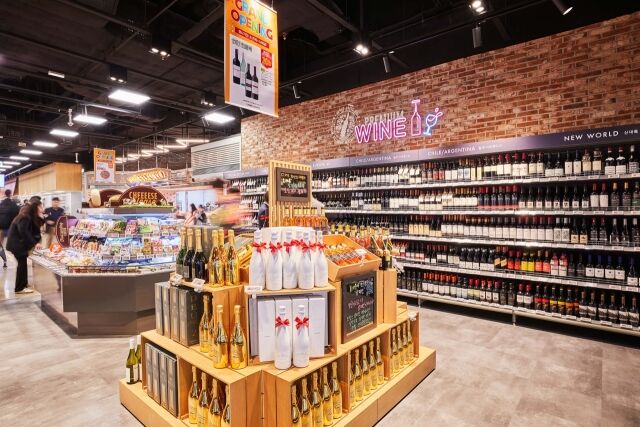 이마트 푸드마켓 고덕점 와인코너. /이마트