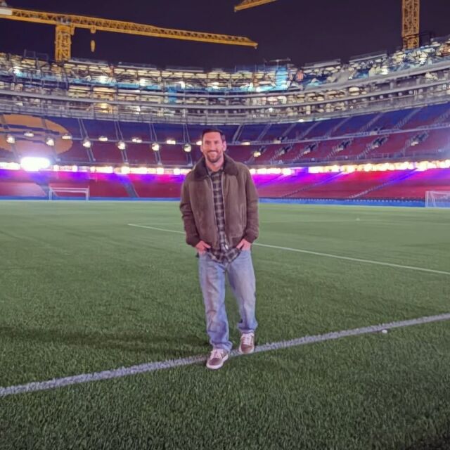 리오넬 메시가 바르셀로나 홈구장 캄노우를 방문했다./리오넬 메시 SNS