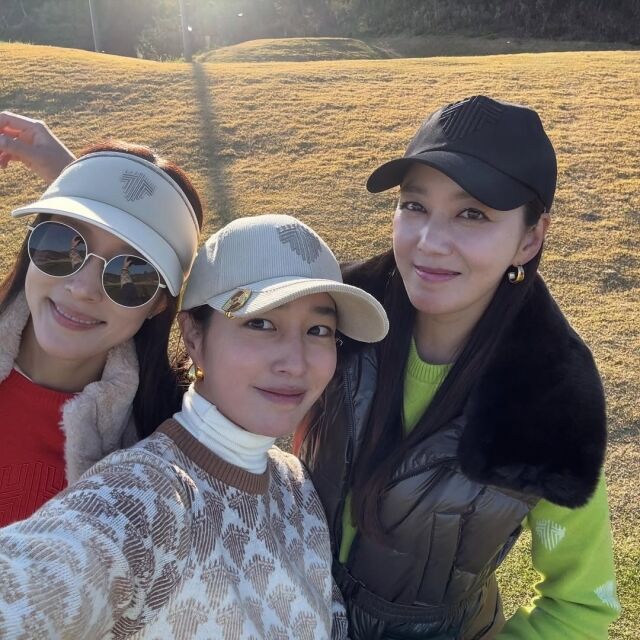 배우 이민정이 아담한 매력을 뽐냈다. / 이민정 인스타그램