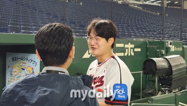 일본 언론과 인터뷰를 진행하는 김서현./도쿄(일본) 김경현 기자