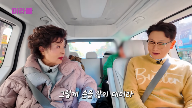 배우 윤미라가 후배 배우들에게 조언을 남겼다. / 유튜브 채널 '윤미라'