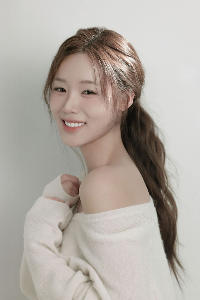 김민설 / 초록뱀엔터테인먼트