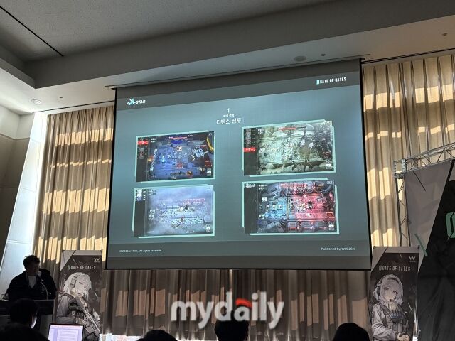 박찬혁 기획팀장이 14일 부산 벡스코에서 열린 '지스타 2025'에서 ‘게이트 오브 게이츠’를 소개하고 있다. /박성규 기자