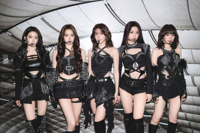 그룹 르세라핌 / 쏘스뮤직