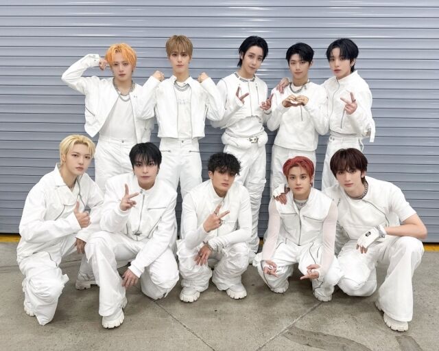 싸이커스 / KQ엔터테인먼트