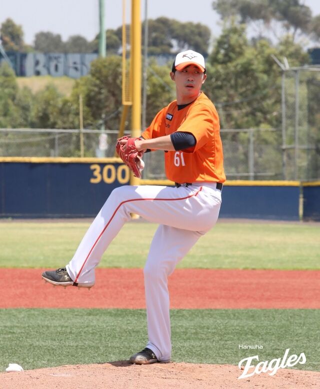 한화를 떠나는 배동현./한화 이글스