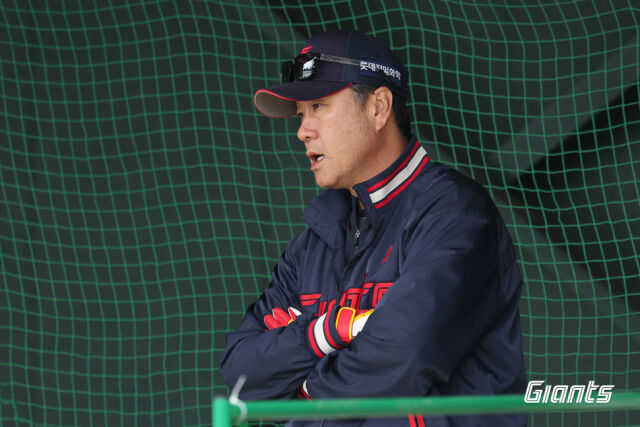 롯데 자이언츠 김상진 투수 코치./롯데 자이언츠