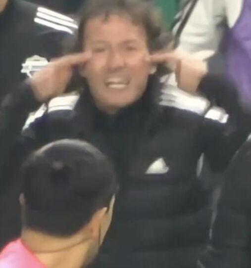 타노스 코치의 인종차별 징계가 결정된 행동 모습/영상 캡쳐