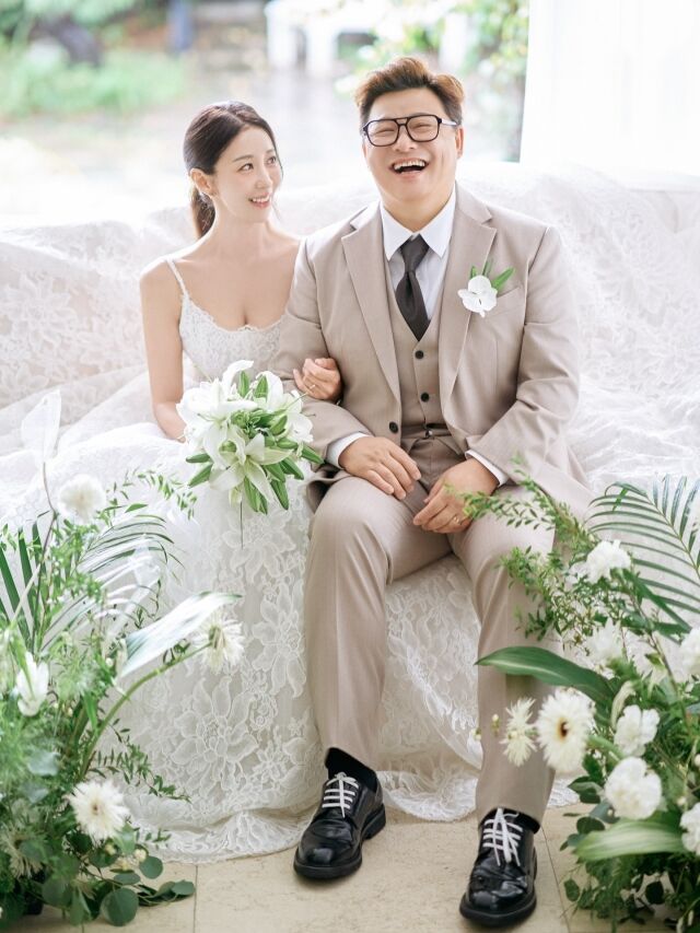 尹正洙今天（30日）与比他小12岁的元慈贤结婚。公众称他为“前妻”金淑。[MD Today]