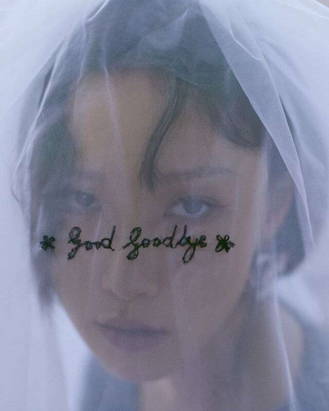 华莎凭借《Good Goodbye》完美收官，成为今年首位solo女歌手
