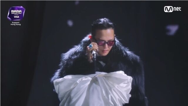 G-DRAGON側が明かすMAMAライブの舞台裏…「予定の構成を変更」し香港
