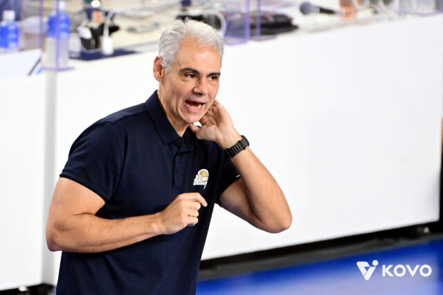 KB손해보험 레오나르도 카르발류 감독./KOVO