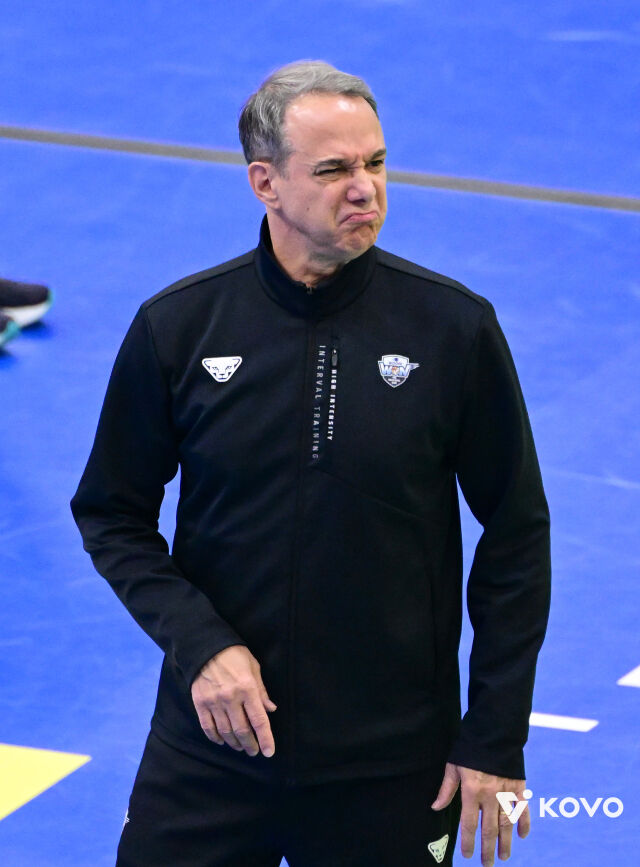 파에스 감독./KOVO