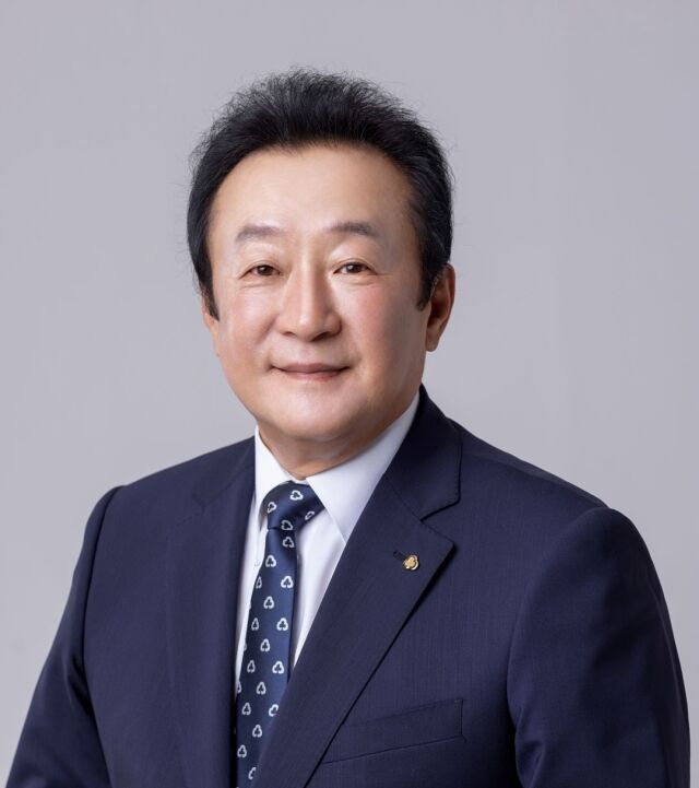 17일 충남 천안 MG인재개발원에서 열린 제20대 새마을금고중앙회장 선거에서 김인 회장이 당선됐다. /새마을금고중앙회