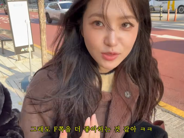 유튜브 채널 '수사샤'