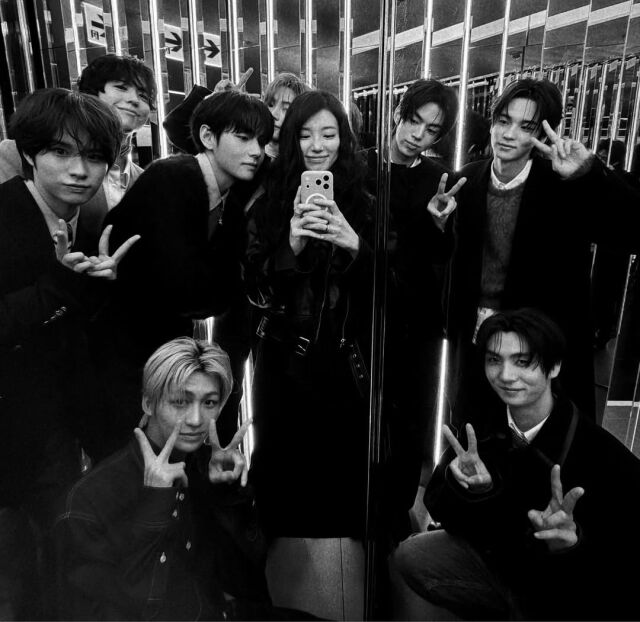 수지가 뷔, 박보검과 함께한 근황을 전했다. / 수지 인스타그램