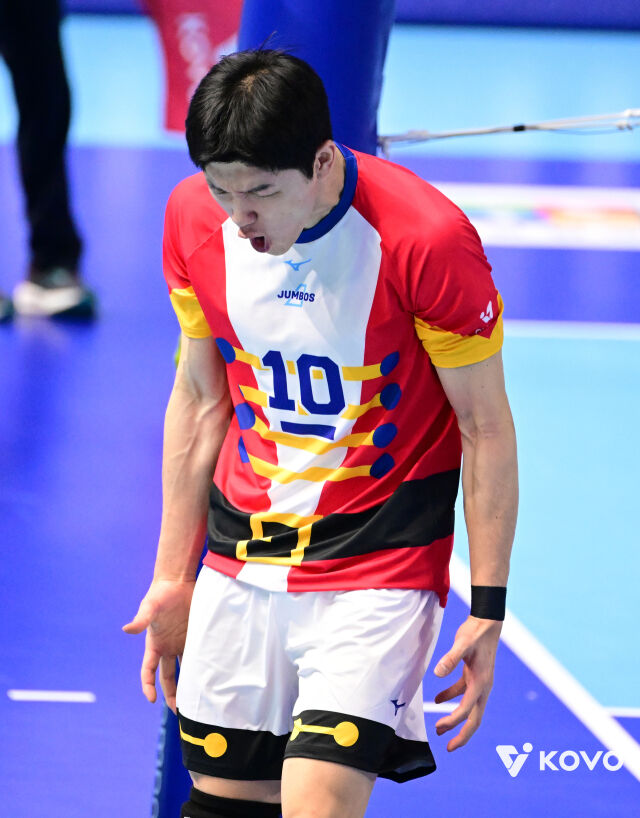 포효하는 정지석./KOVO