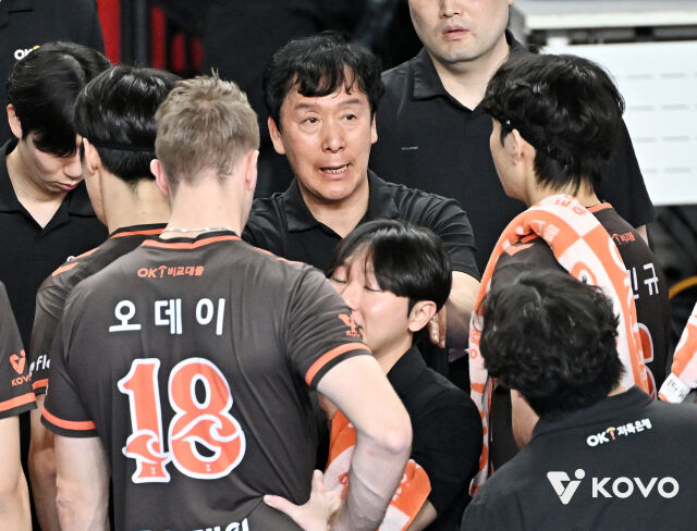 OK저축은행 신영철 감독./KOVO