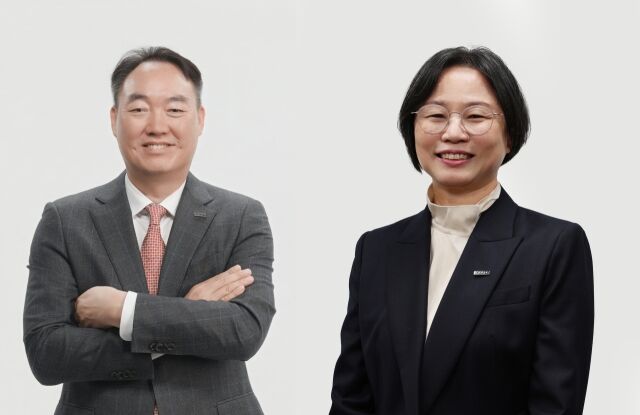 정웅제 영업부문장(왼쪽), 박경숙 생산품질부문장. /보령