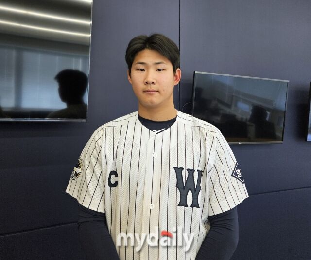 이만수 포수상을 수상한 이희성./도곡동=심혜진 기자