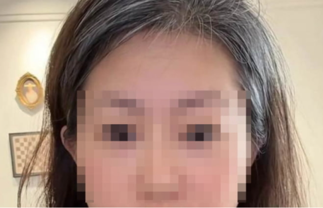 중국에서 남편의 차량을 청소하던 중 남편과 20년 지기 친구의 불륜 사실을 알게 되어 충격에 빠진 여성의 사연이 전해졌다./바이두 캡처