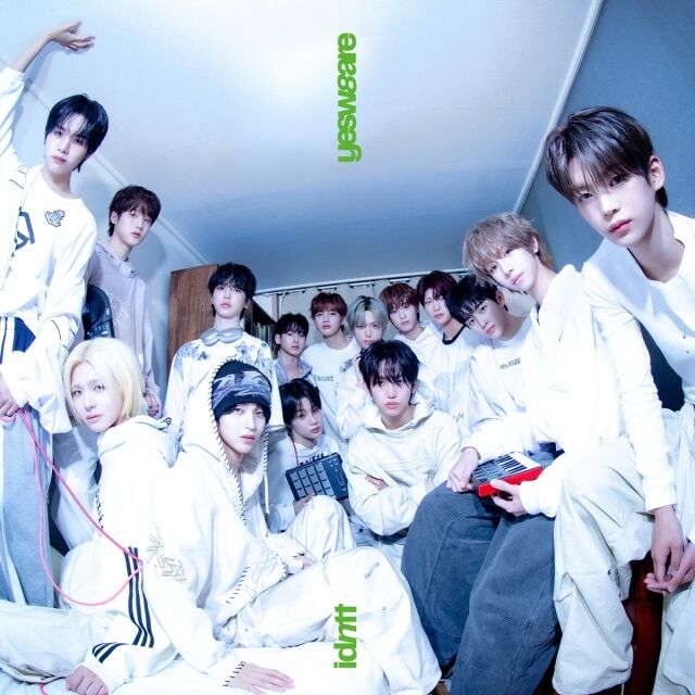 그룹 아이덴티티/모드하우스