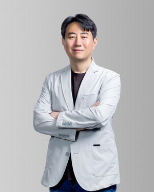 카카오뱅크가 신임 부대표로 한국투자금융지주 출신 김근수 상무를 선임했다. /카카오뱅크