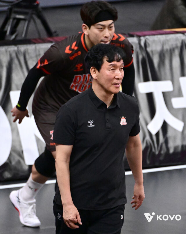 OK저축은행 신영철 감독/KOVO