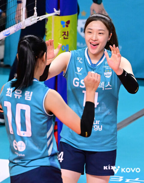 '1위' 우승팀 세터는 FA 신경 쓰지 않는다&hellip;GS칼텍스 V5 바라보다 "통합우승 가장 큰 목표, 국가대표도 늘 꿈꿔요" [MD인터뷰]