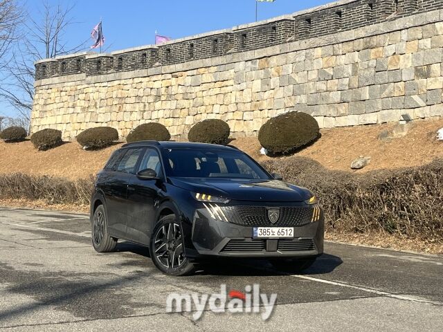 푸조 ‘올 뉴 5008 스마트 하이브리드’ GT. /심지원 기자