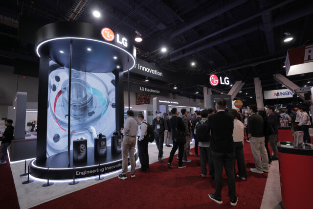 LG전자는 4일까지 미국 라스베가스에서 열린 'AHR 2026'에서 레시프로 컴프레서, 로타리 컴프레서, 팬모터의 구조적 혁신 기술을 담은 코어테크를 소개했다. /LG전자