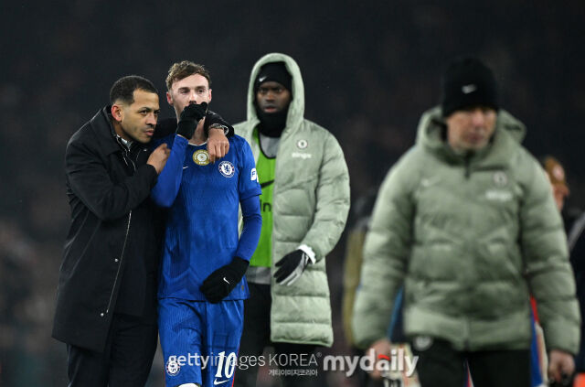리암 로세니어 감독(왼쪽)과 콜 파머./게티이미지코리아