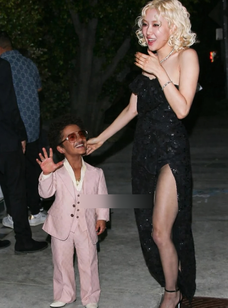 브루노 마스가 유쾌한 면모를 드러냈다. / 브루노 마스 소셜미디어